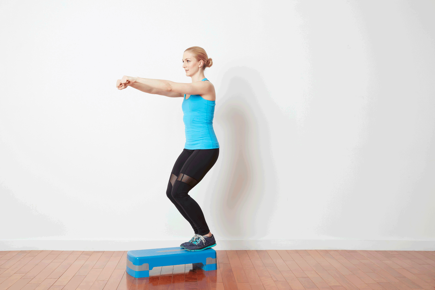 9 metode excelente de antrenament cardio acasa Jumping Jacks ( Sarituri largi cu picioarele)