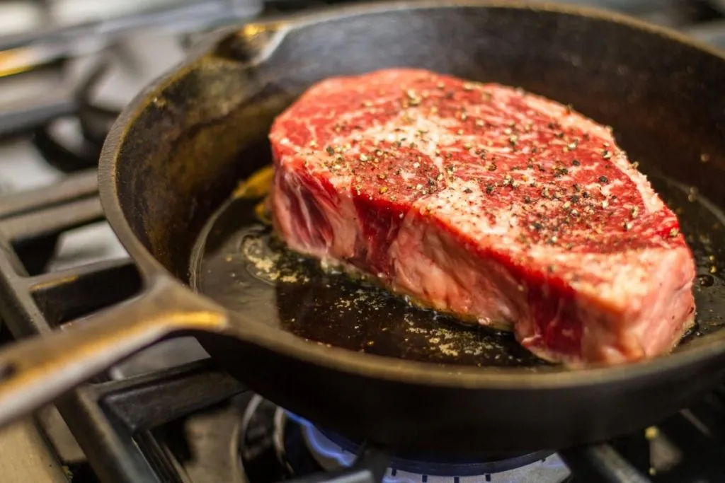 7 Moduri sa gatesti carne mai sanatos 7 Moduri sa gatesti carne mai sanatos