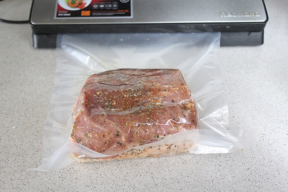 Cum gătești carne de porc sous-vide: rețetă pas cu pas