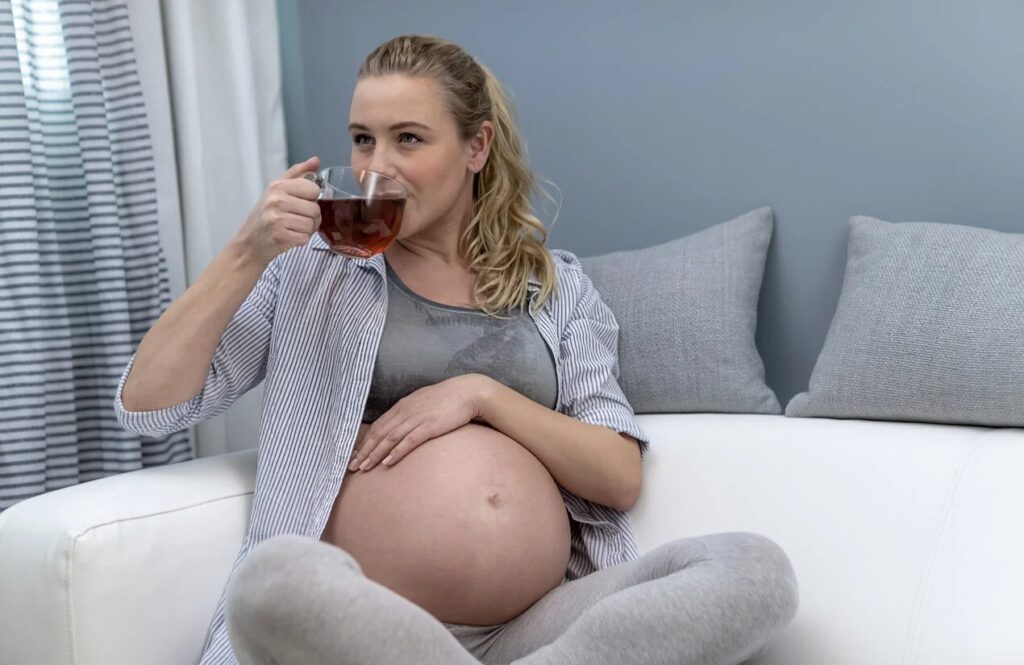 Este sigur să bei ceai negru în timpul sarcinii