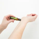 Amestec de uleiuri esentiale pentru reinnoire dōTERRA Forgive Touch 10 ml