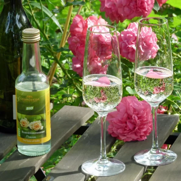 Apa de trandafiri Bio Cosmoveda, ingrijire ten, 250ml