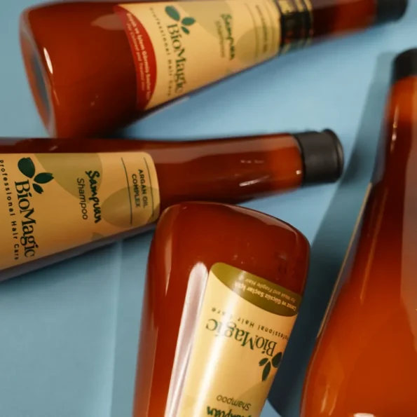 Șampon pentru par uscat si deteriorat cu ulei de argan Biomagic 300ml