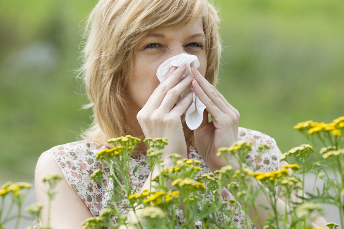 8 ceaiuri pentru decongestionarea naturală a nasului