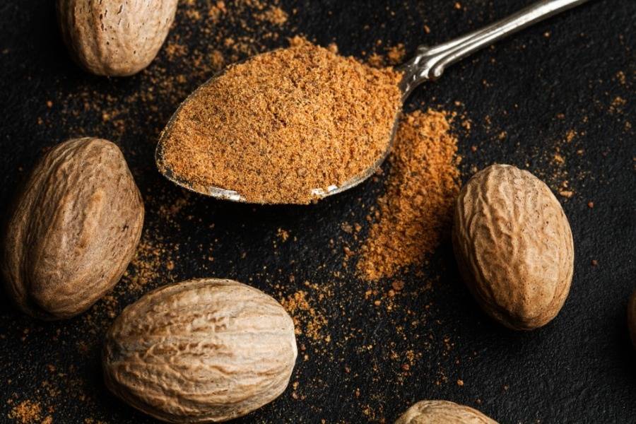 Adăugați în micul dejun: 3 condimente de dimineață care vă accelerează metabolismul Adăugați în micul dejun: 3 condimente de dimineață care vă accelerează metabolismul