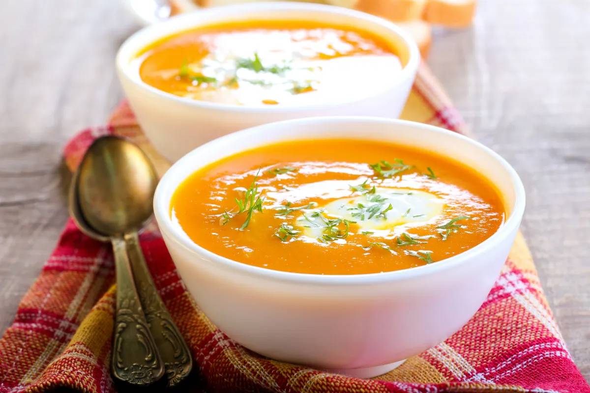 Supa crema de legume - rețeta simplă pentru întreaga familie
