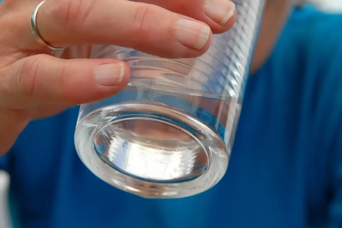 Retenția de apă: 10 alimente care te ajută să scapi de ea