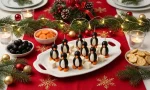 Pinguini cu măsline și cremă de brânză: aperitivul festiv care cucerește orice masă de sărbători