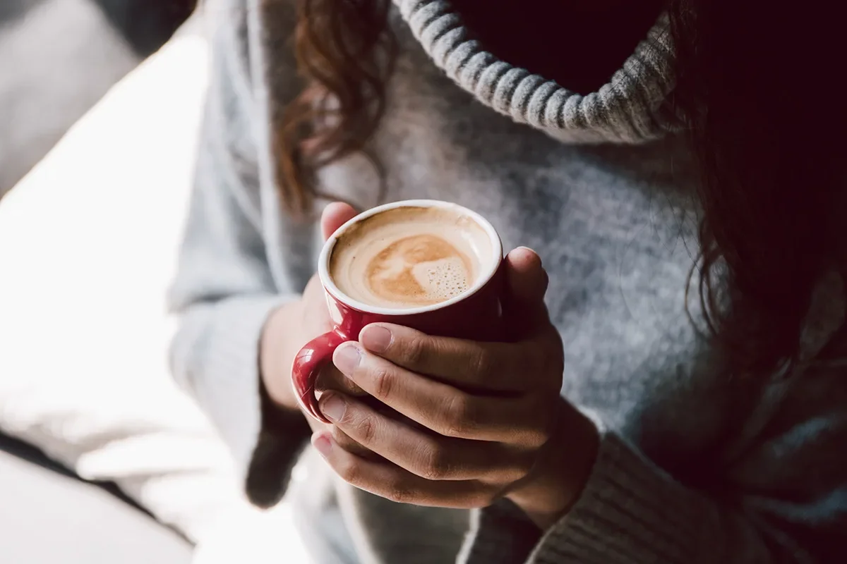 Ce Se Întâmplă în Corpul Tău Când Bei Cafea Zilnic? Ghidul Complet 2024